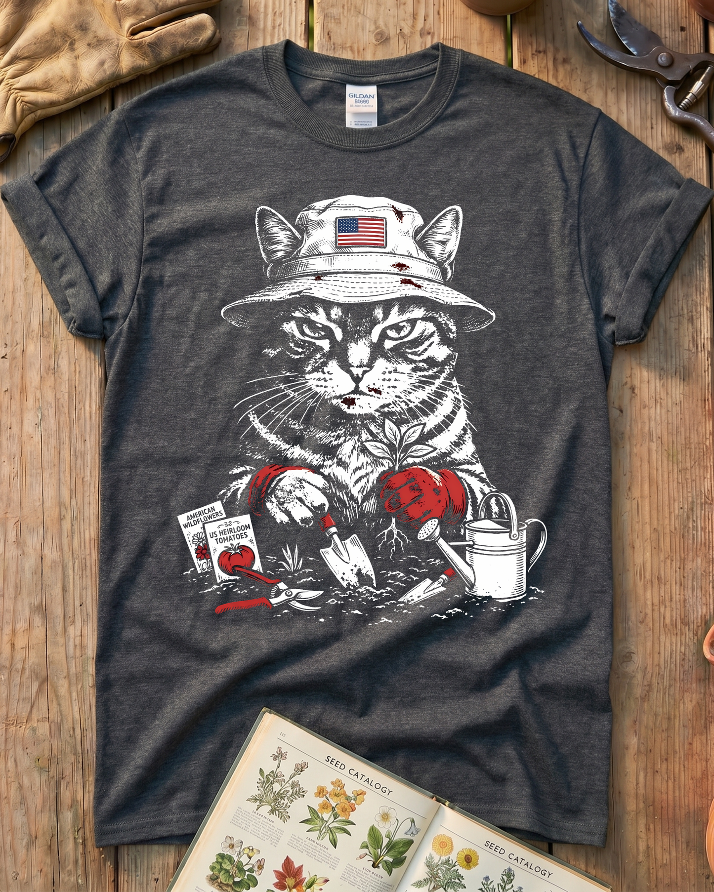 Vintage Tomato Cat Edible Gardening T-Shirt