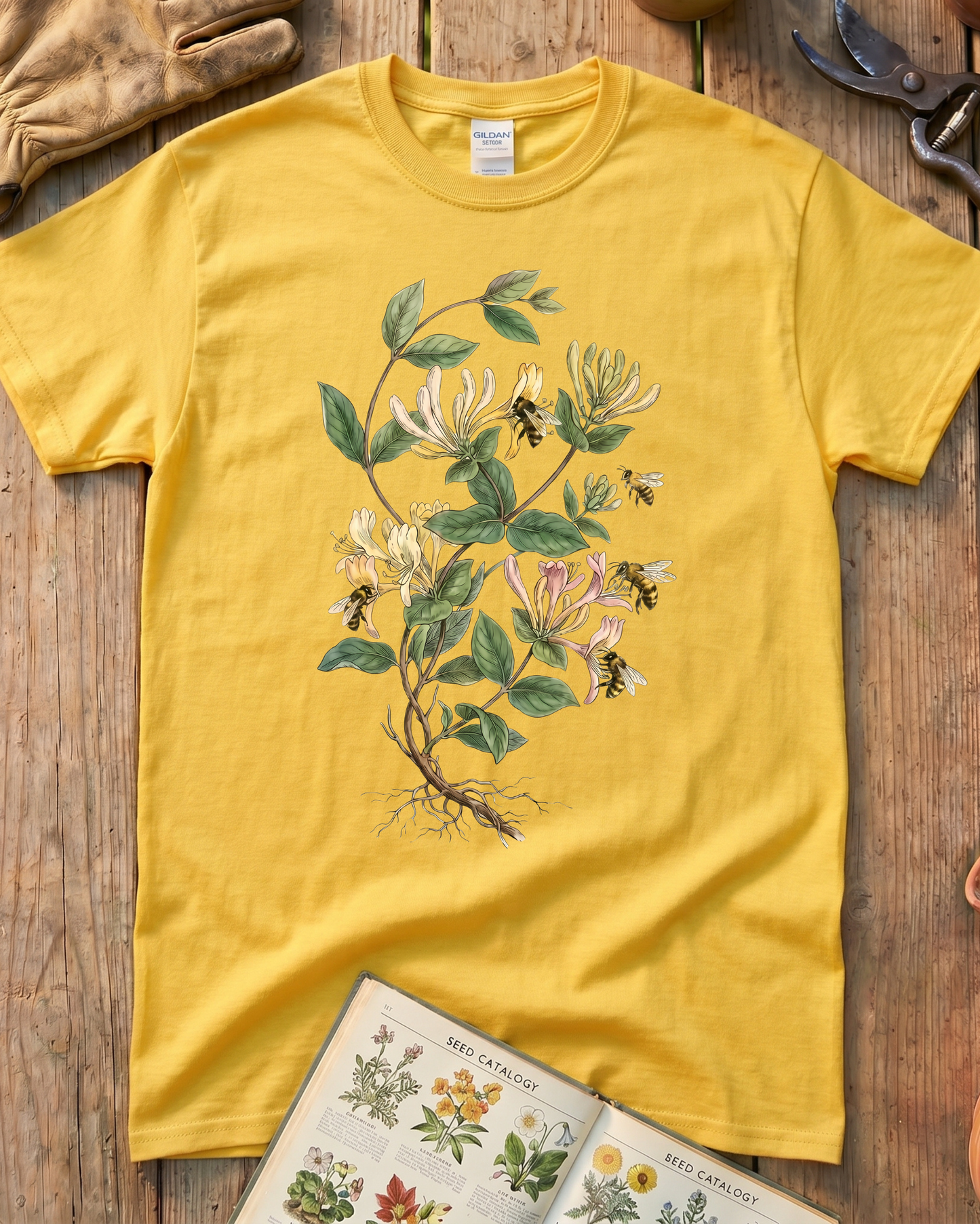 Bee Vine Botanical T-Shirt