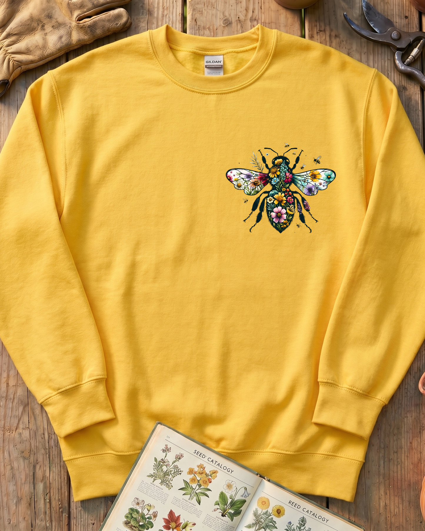 Pollinator Bee Garden Sweatshirt