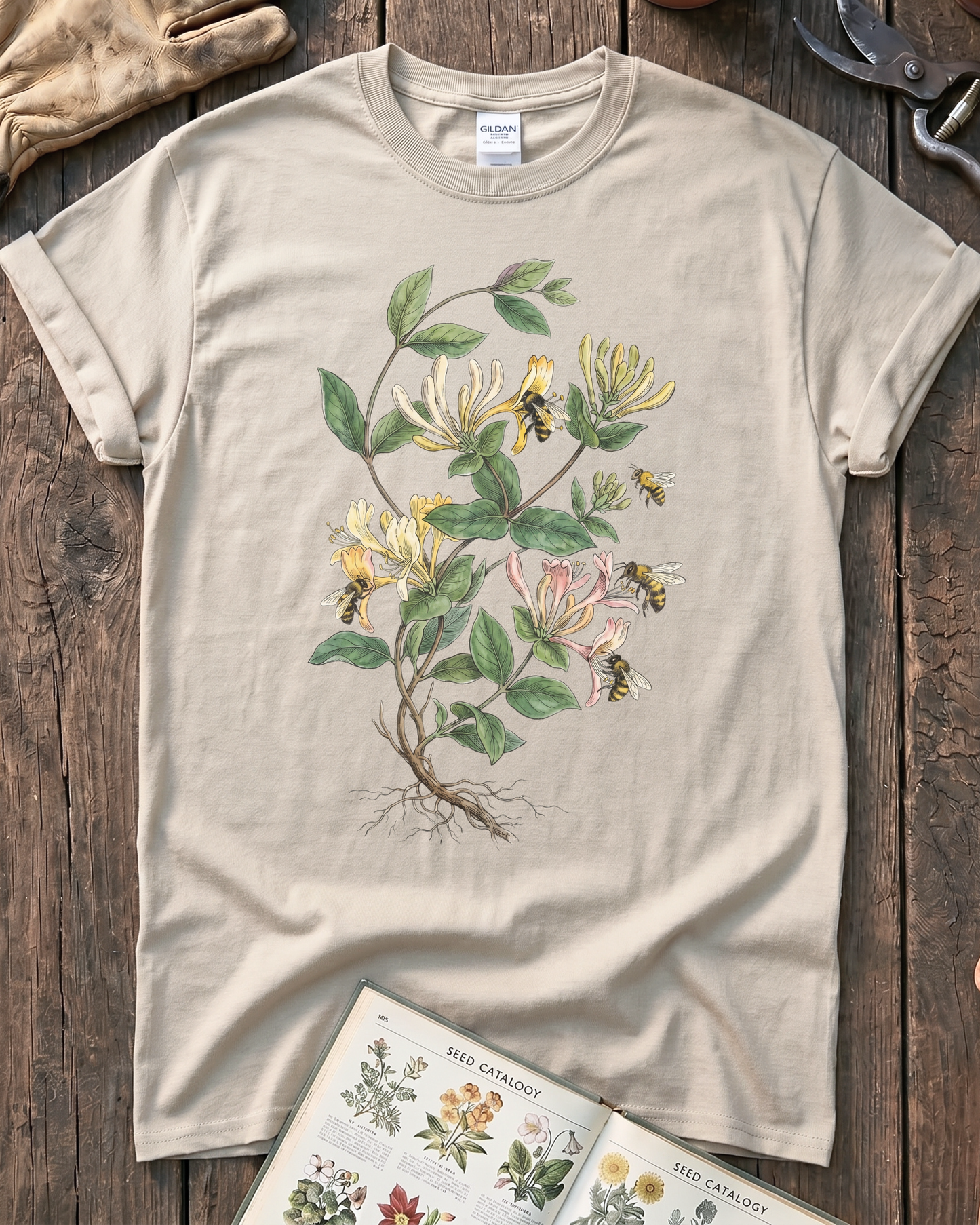 Vintage Honeysuckle Flower Bee T‑Shirt