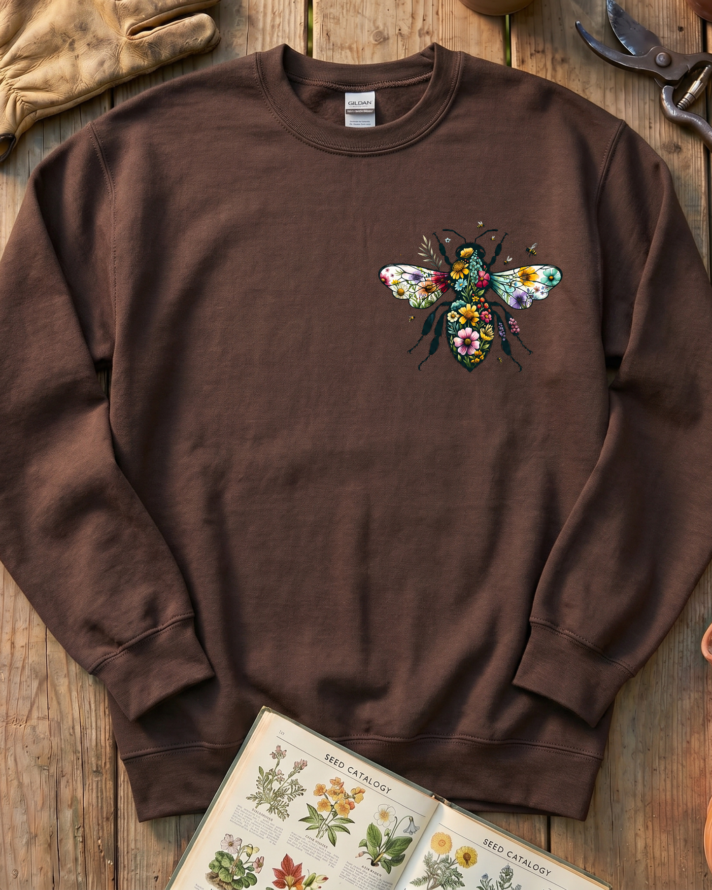 Pollinator Bee Garden Sweatshirt